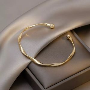 “Anya” Minimalist Twist Open Adjustable Gold Neutral Fashion Simple Bracelet